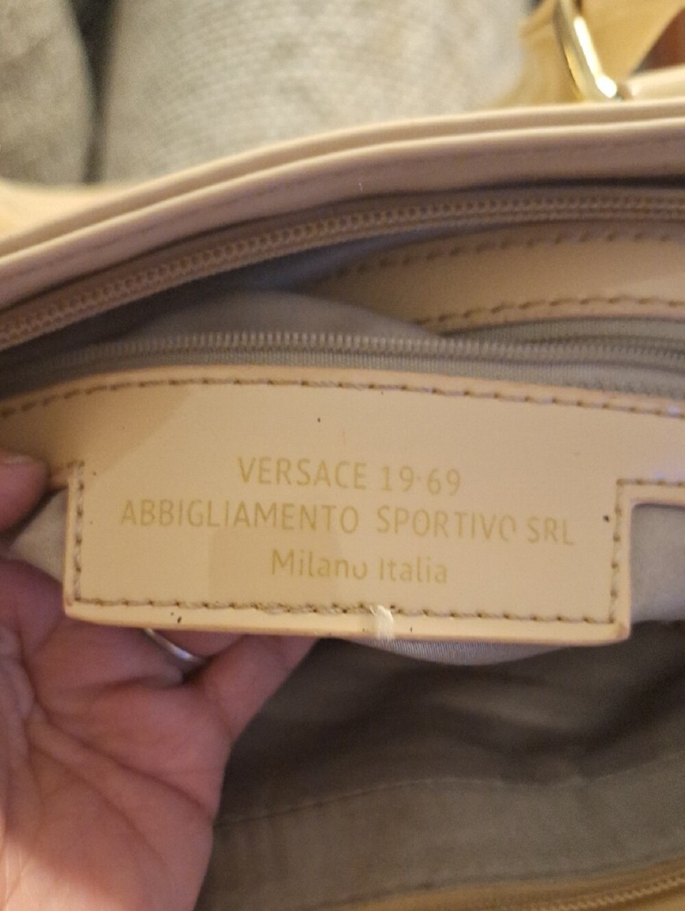 Versace Cream Shoulder Tote with Gold-Plated Accents - Picture 7 of 8